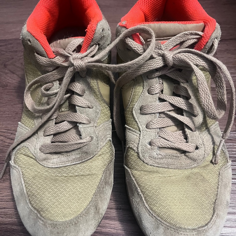 Nike MD Runner